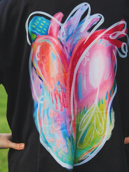 Tricou printat din inimă, negru