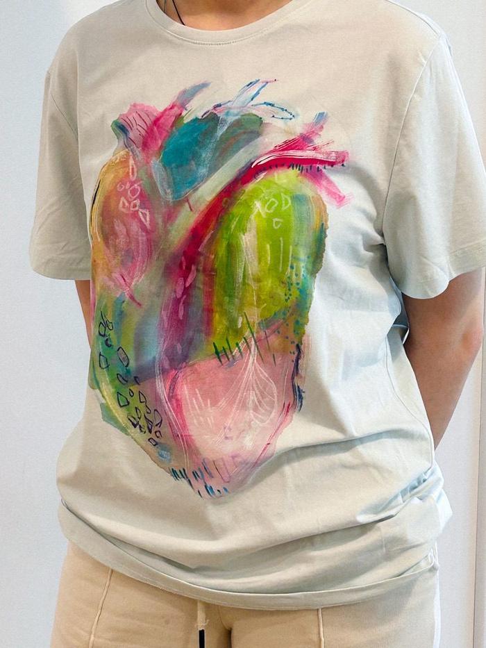 Primul tricou „din inimă”